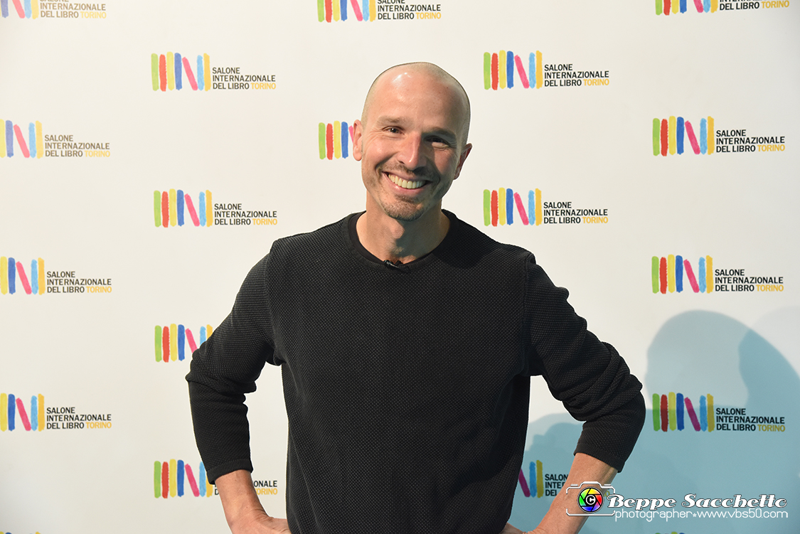 VBS_1123 - Salone del Libro di Torino - 33.ma edizione - 16 Ottobre 2021.jpg